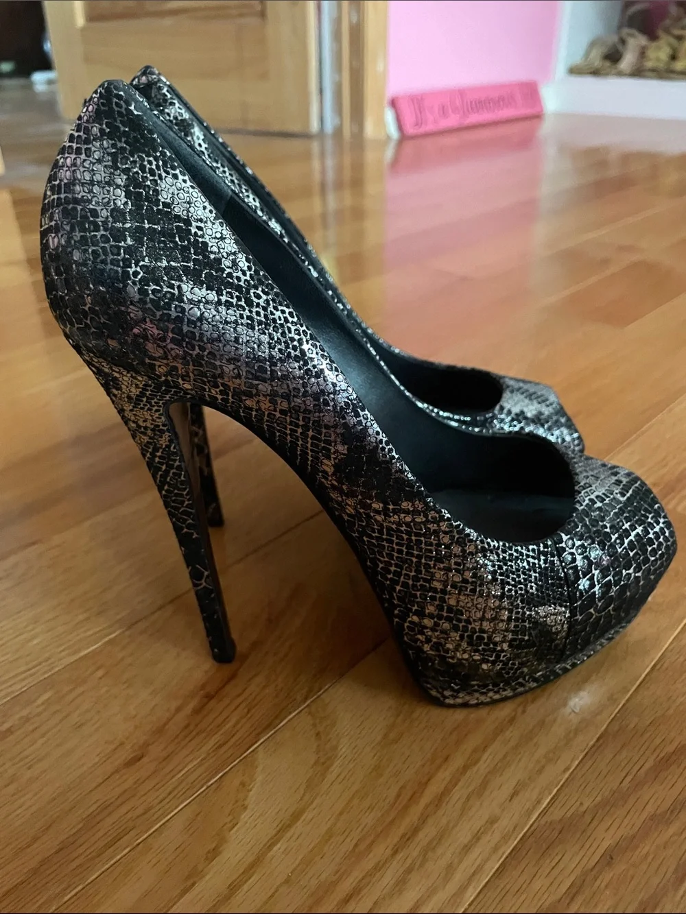 Giuseppe Zanotti Black and Silver Snake-Print Peep-Toe Pumps